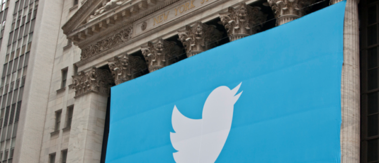 Comment tenter de prévoir l’évolution des cours boursiers grâce à Twitter